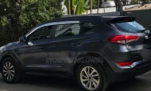 Hyundai Tucson 2018 Silver