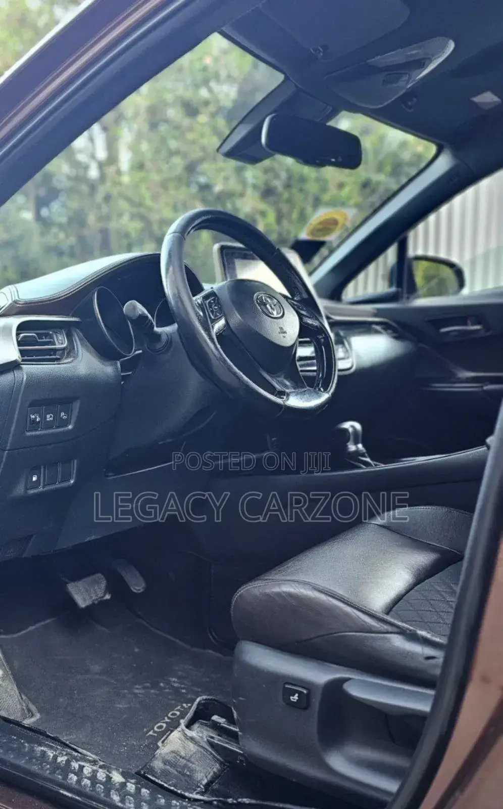 Toyota C-HR 2017 Red