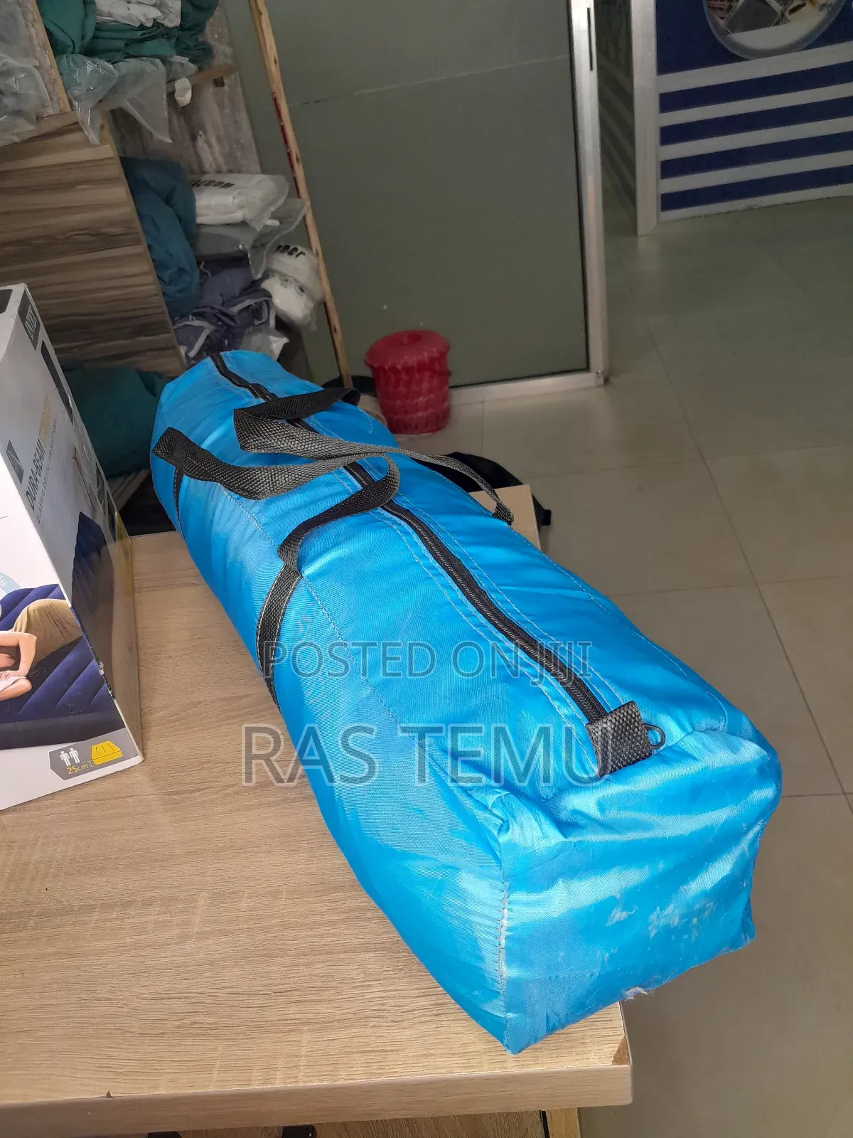 Traveling Automatic Tent