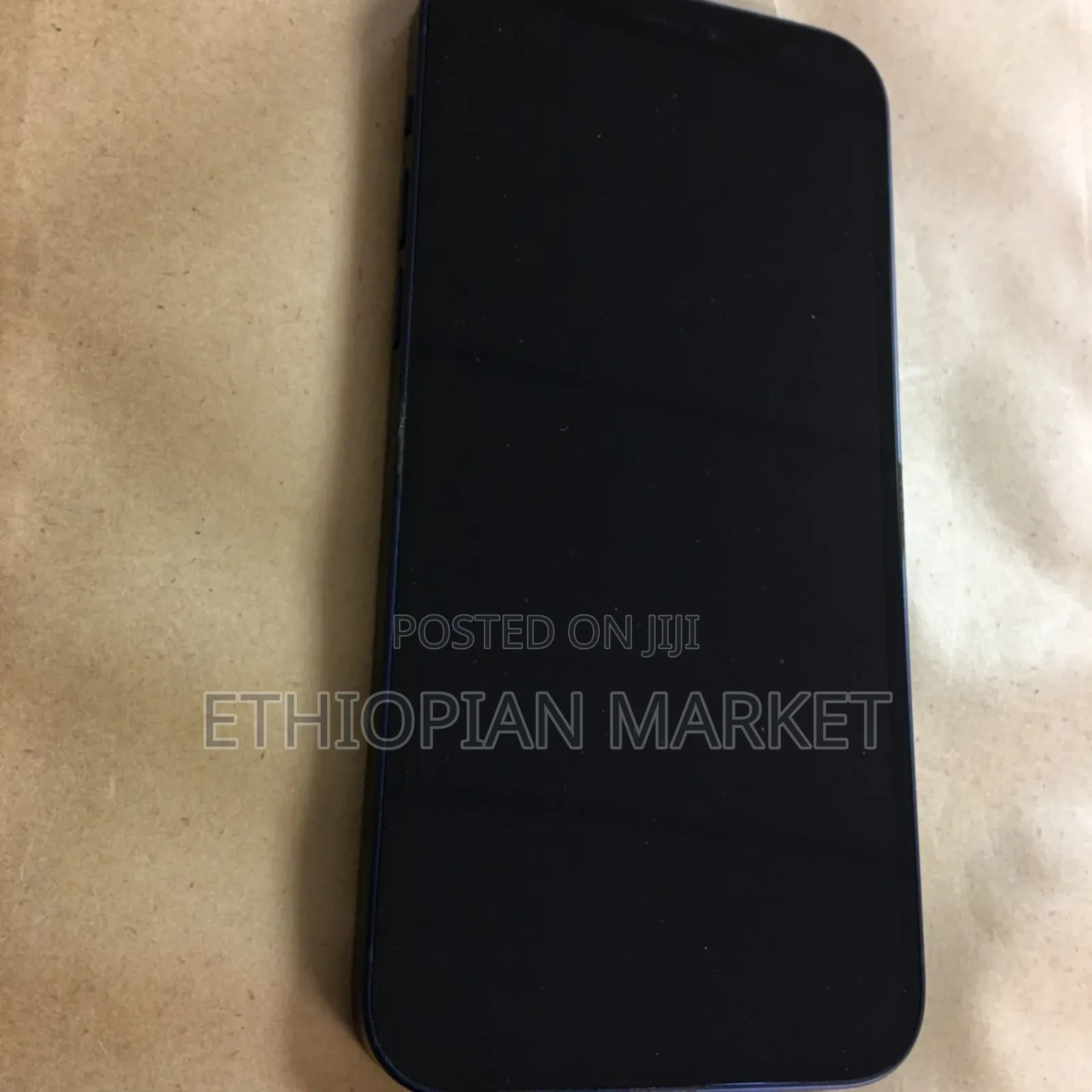 Apple iPhone 12 64 GB