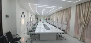 4.20cm Lokal Conference Table