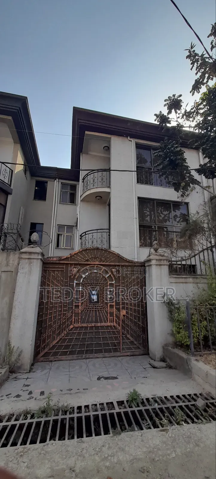 5bdrm House in Haile Garment, Nifas Silk-Lafto for sale