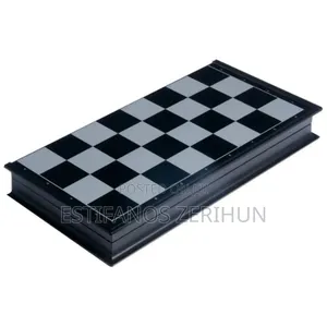 Foldable Chess Set