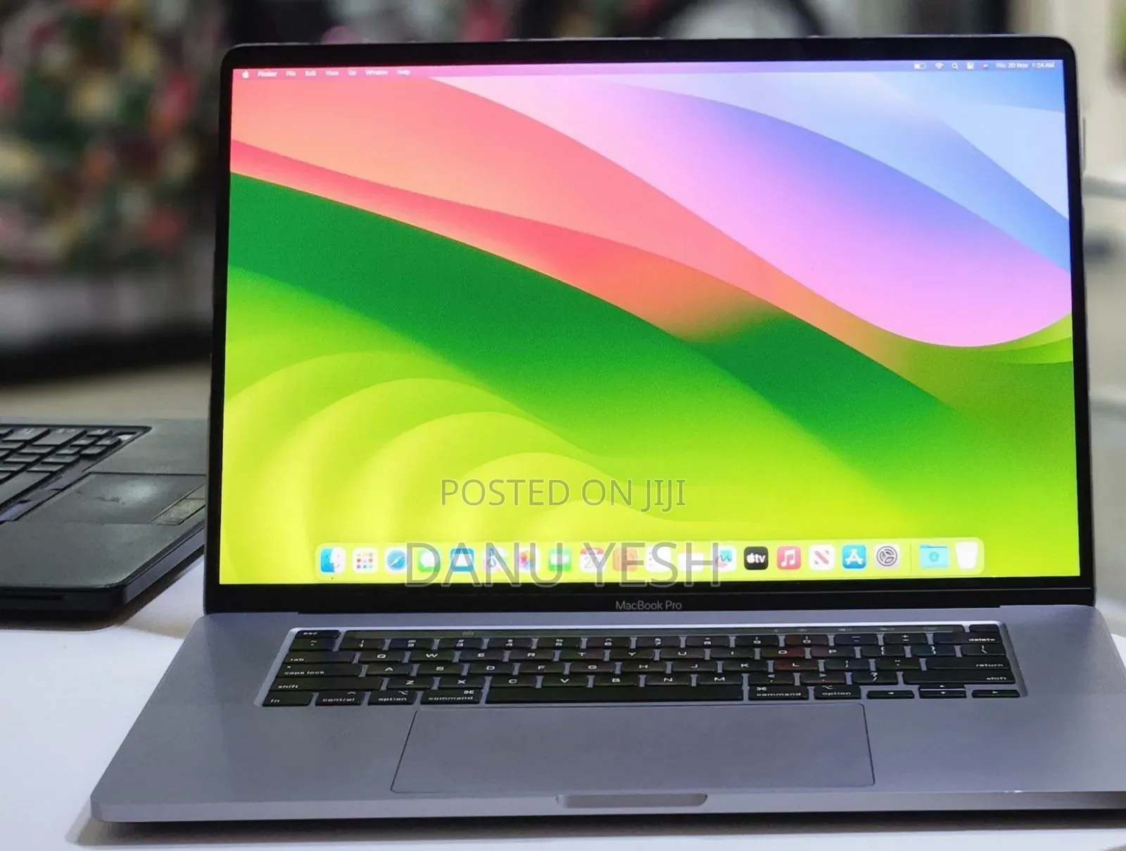 New Laptop Apple MacBook Pro 2019 32GB Intel Core I9 SSD 2T