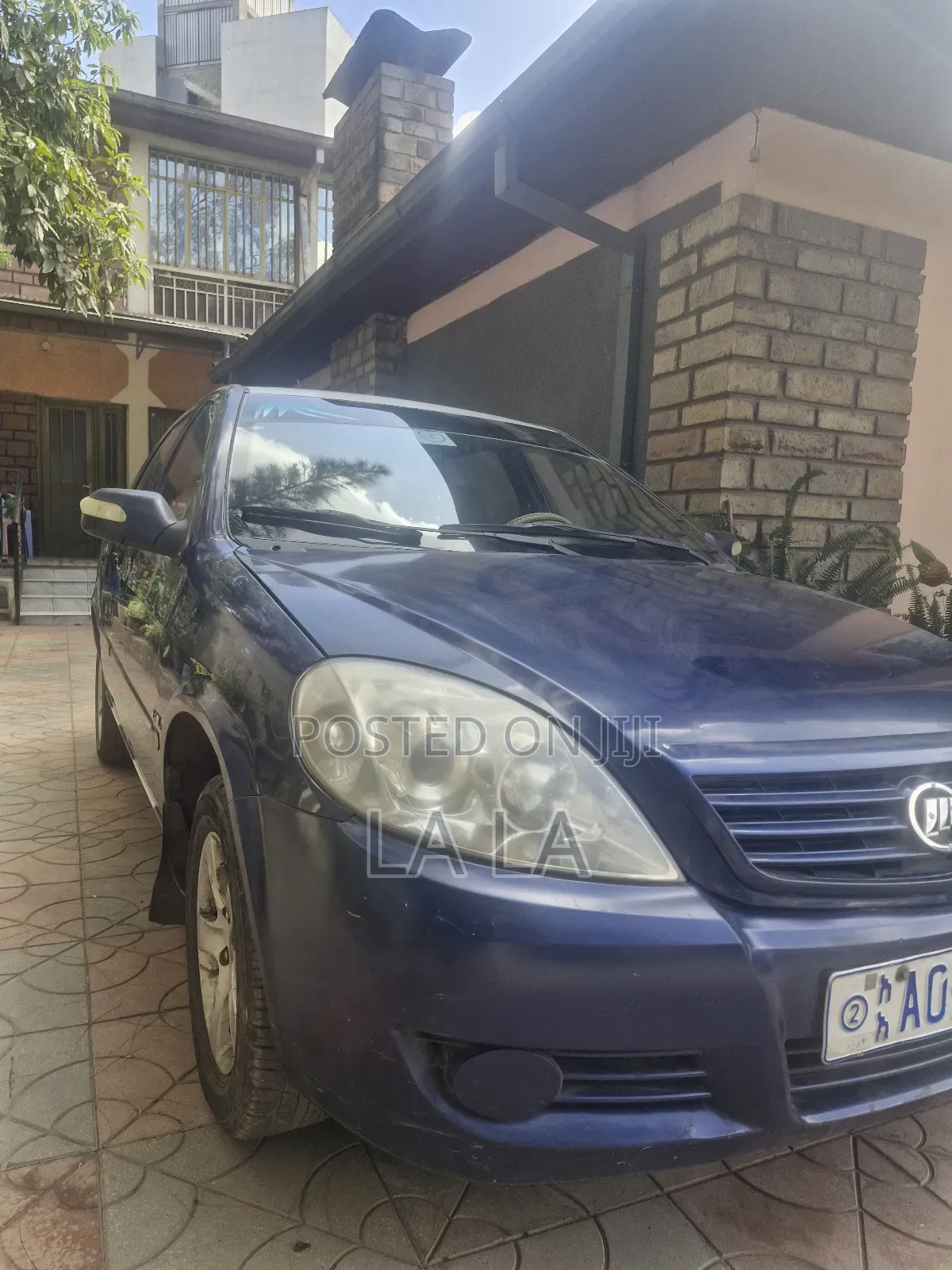 Lifan 520 2011 Blue