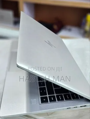 New Laptop HP EliteBook 840 G8 16GB Intel Core I7 SSD 512GB