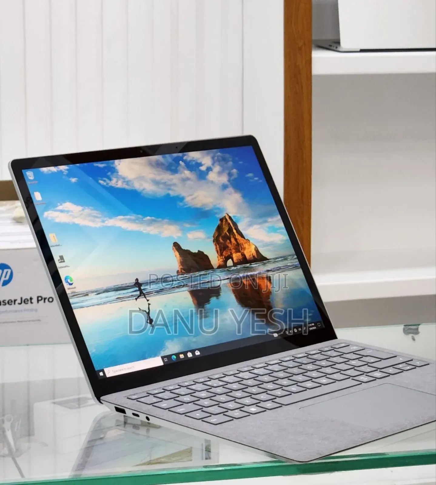 New Laptop Microsoft Surface 16GB Intel Core I7 SSD 256GB