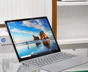 New Laptop Microsoft Surface 16GB Intel Core I7 SSD 256GB