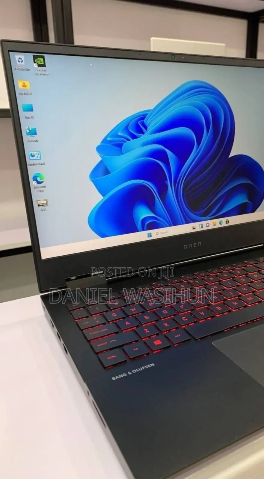 New Laptop Lenovo V15 16GB Intel Core I7 SSD 512GB