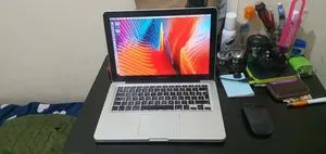 Laptop Apple MacBook Pro 2011 4GB Intel Core I5 HDD 256GB