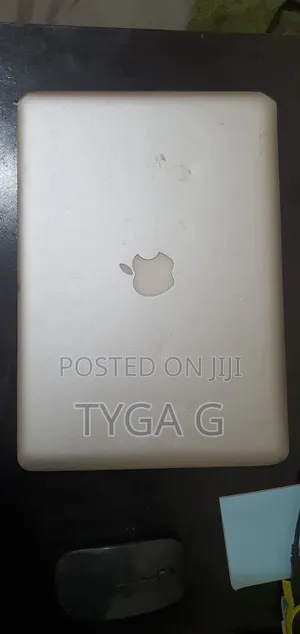 Laptop Apple MacBook Pro 2011 4GB Intel Core I5 HDD 256GB