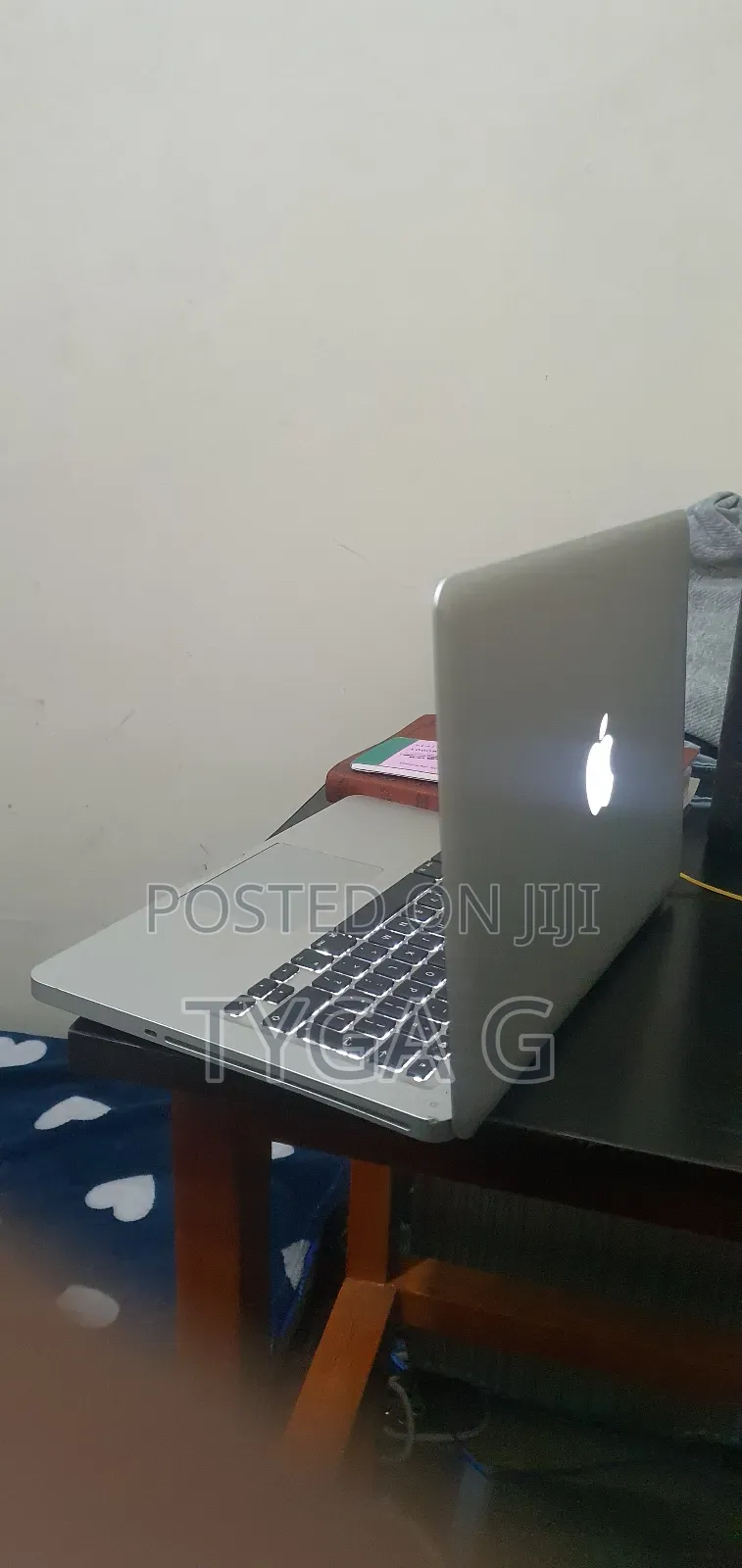 Laptop Apple MacBook Pro 2011 4GB Intel Core I5 HDD 256GB