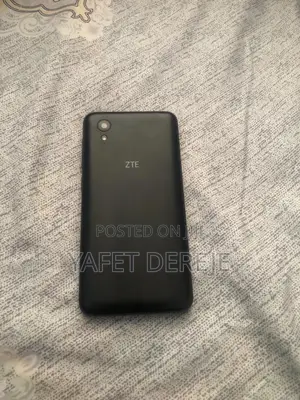 ZTE Blade L8 16 GB Black