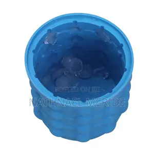 Ice Cube Maker Genie 2 በ 1የበረዶ መስሪያ እና ማቅረቢያ