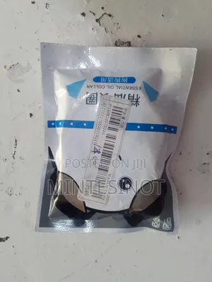 አንገት ላይ የሚታሰር የቁንጫ መከላከያ