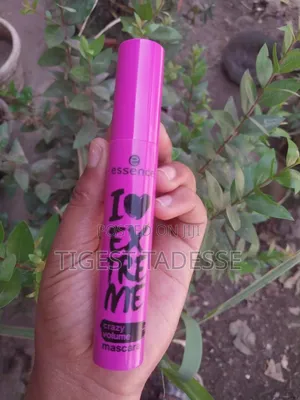 Essence Waterproof Mascara