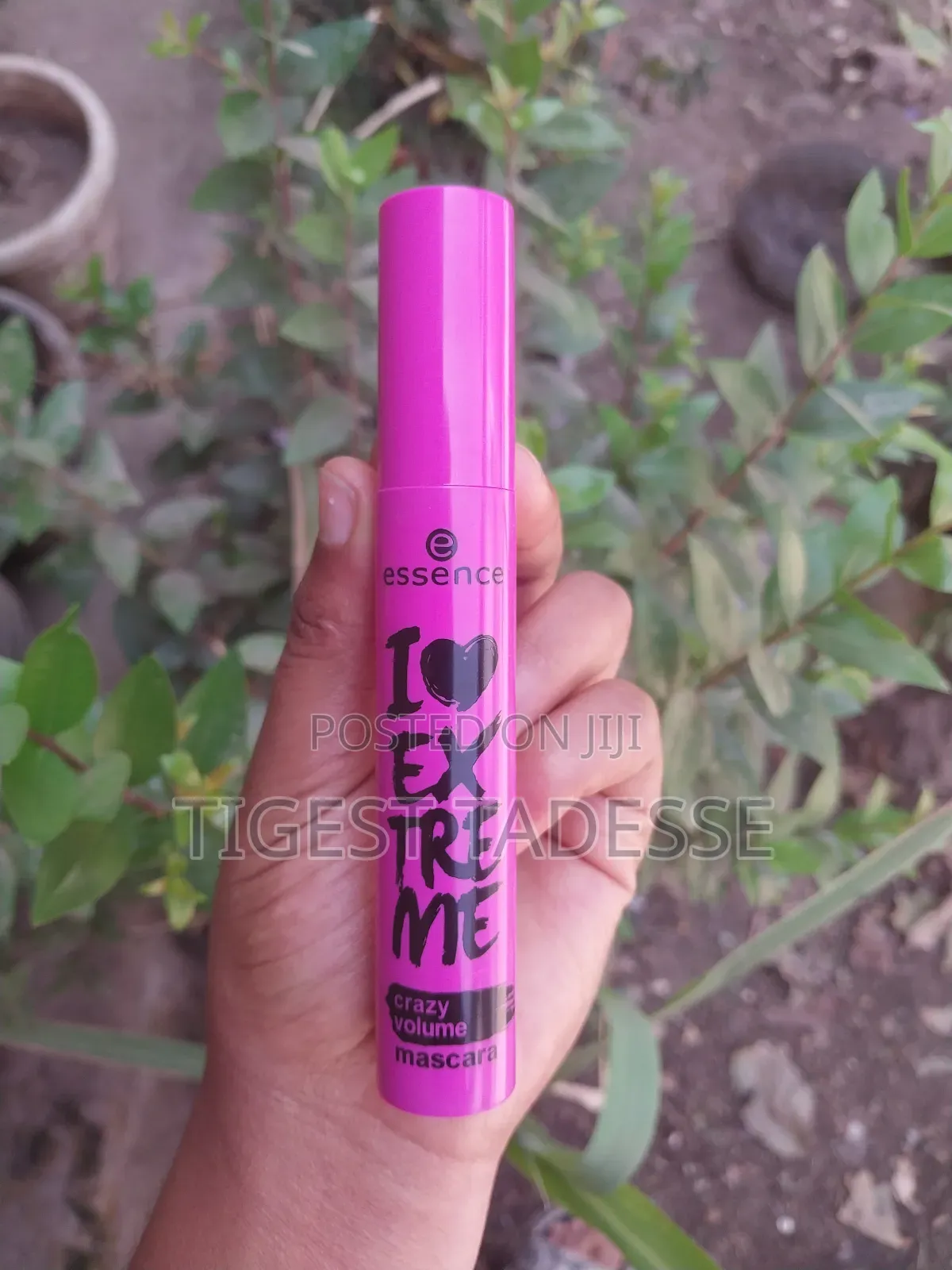Essence Waterproof Mascara