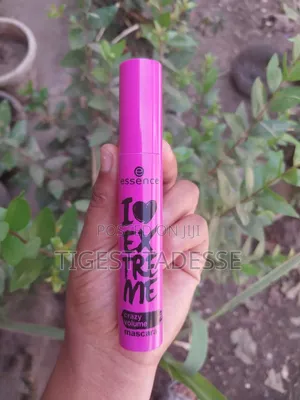Essence Waterproof Mascara