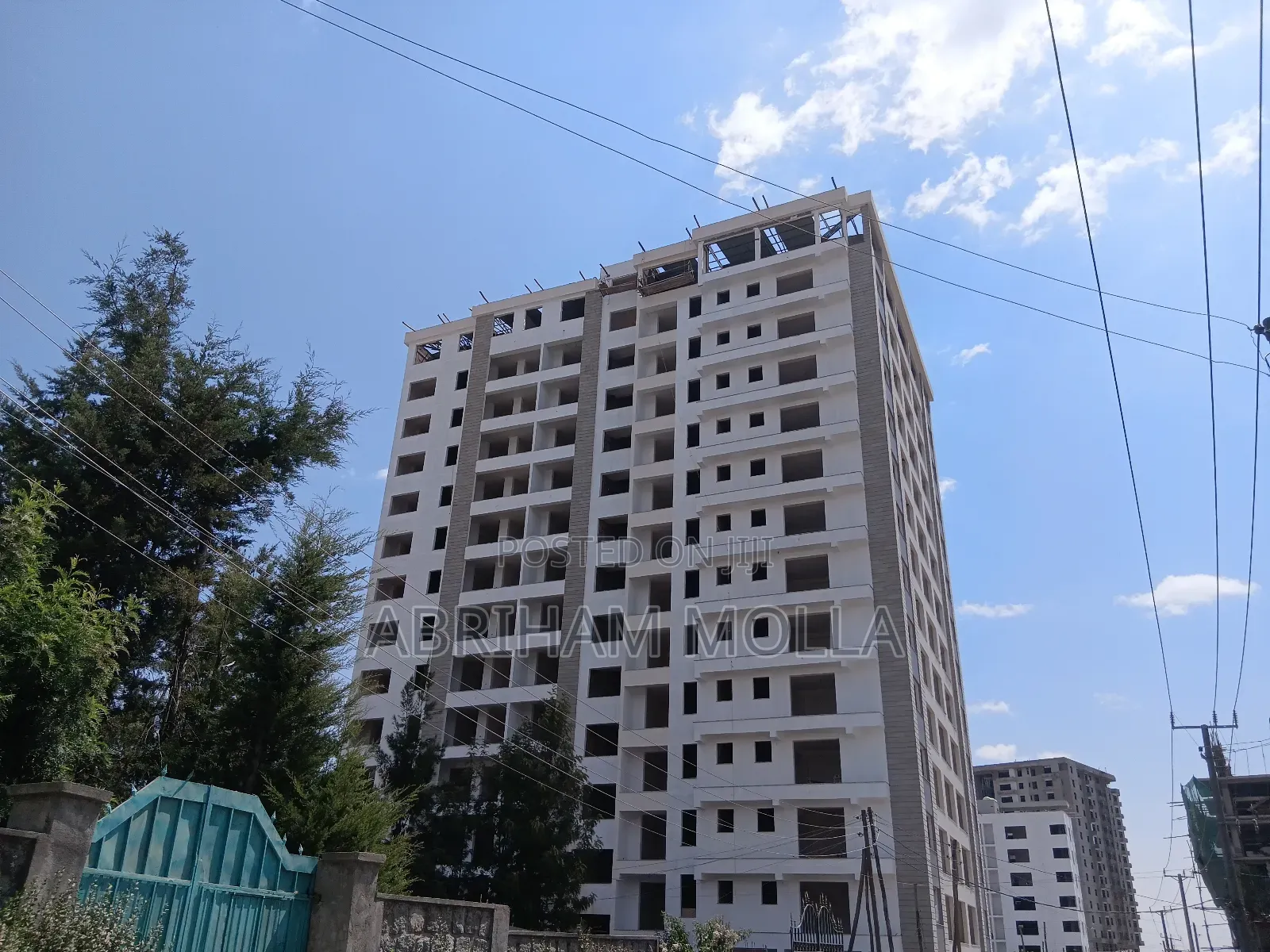 3bdrm Apartment in Yeka for sale