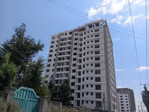 3bdrm Apartment in Yeka for sale