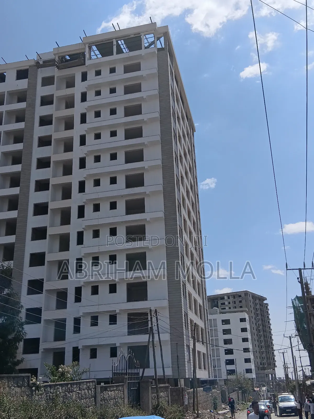 3bdrm Apartment in Yeka for sale