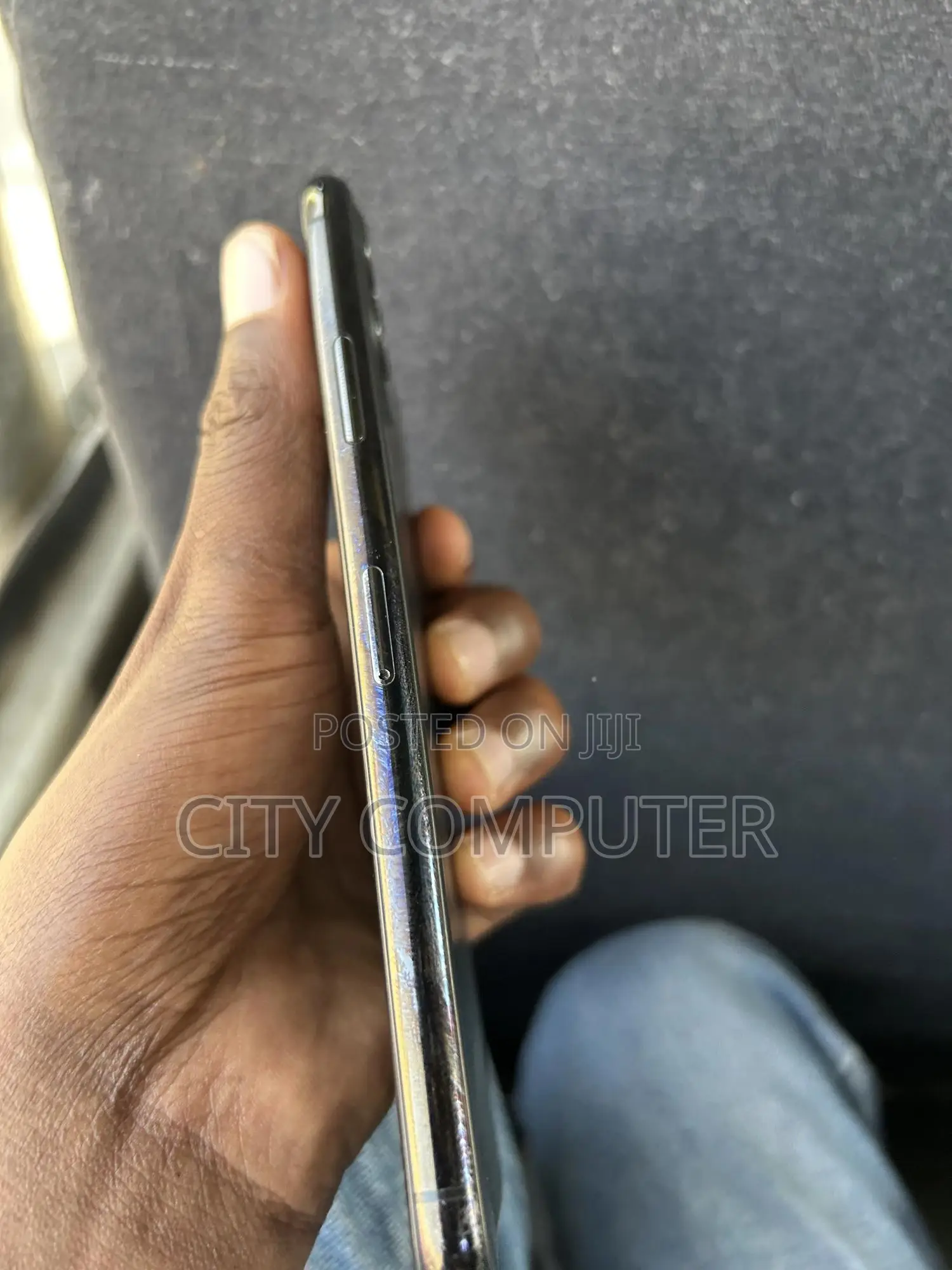 New Apple iPhone 11 Pro Max 64 GB Gray