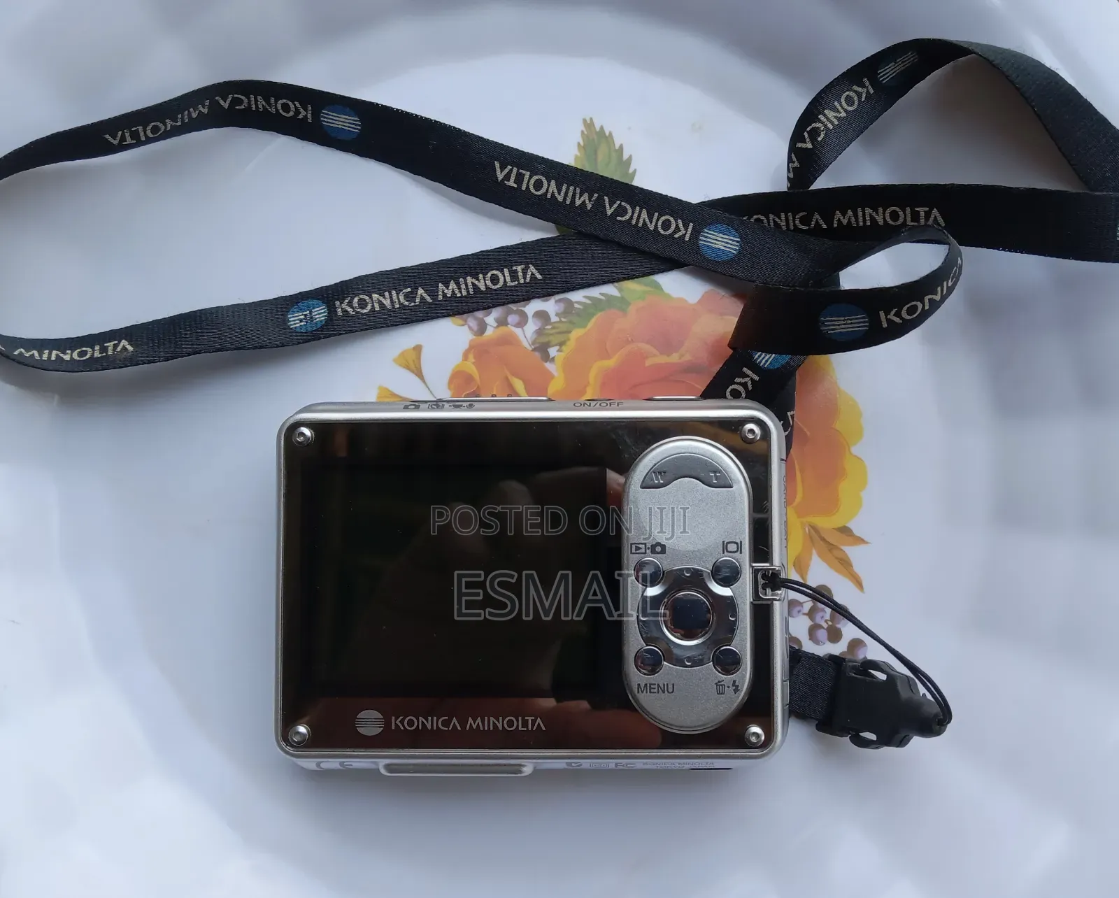 Konica Minolta Dimage X1 Digital Camera