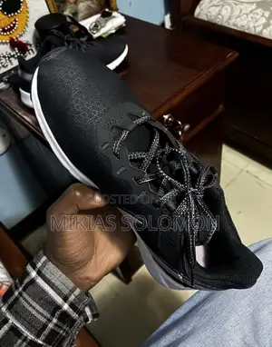 Brand New Nike Training Shoes – Original