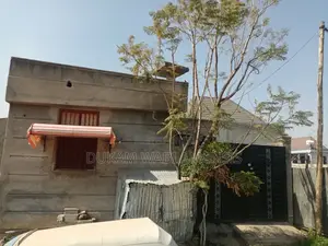 6bdrm House in Dukam, East Shewa for sale