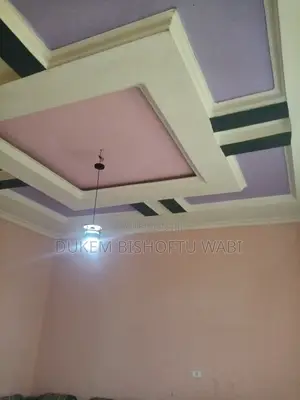 6bdrm House in Dukam, East Shewa for sale