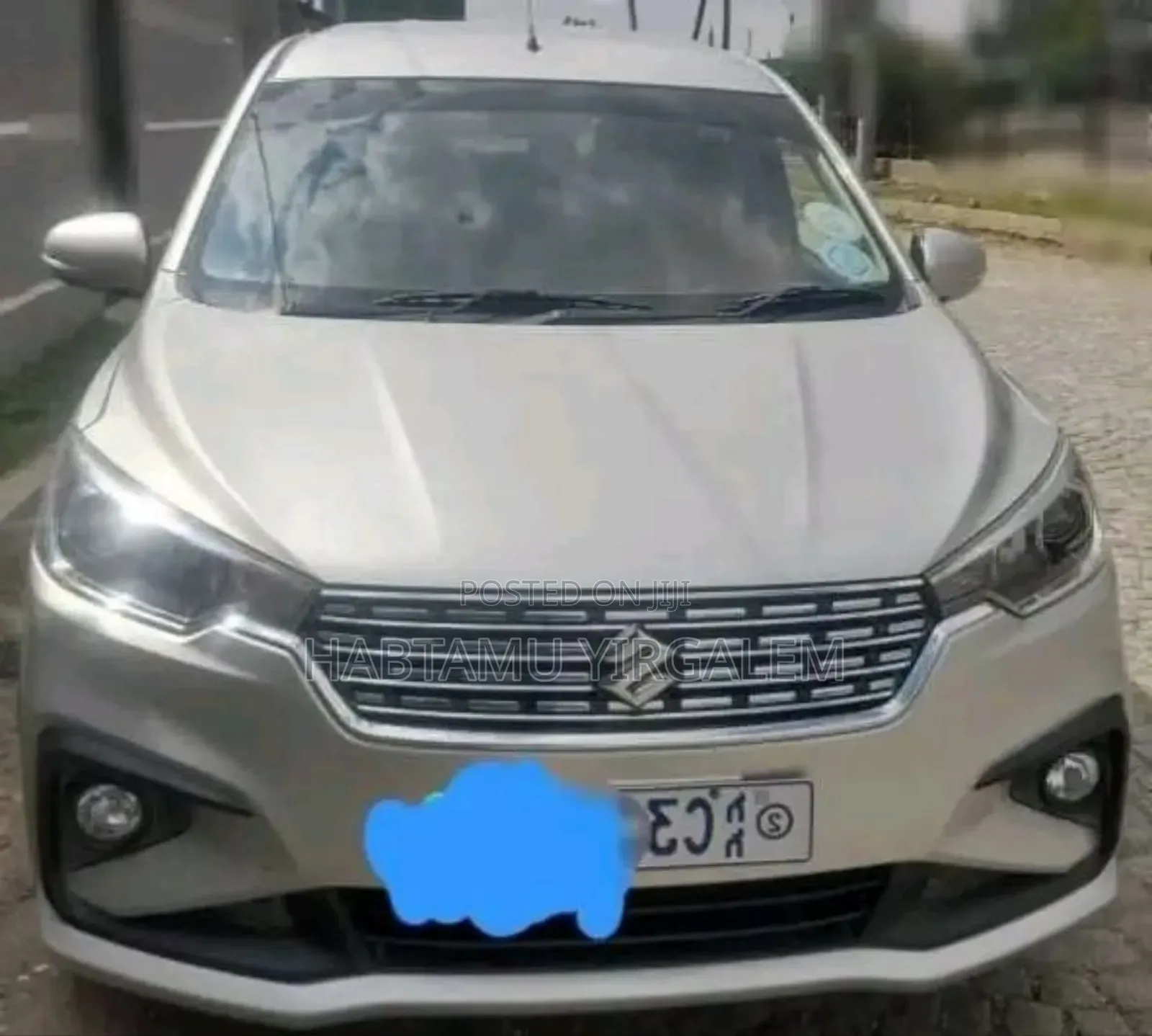 Suzuki Ertiga 2021 Silver