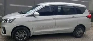 Suzuki Ertiga 2021 Silver