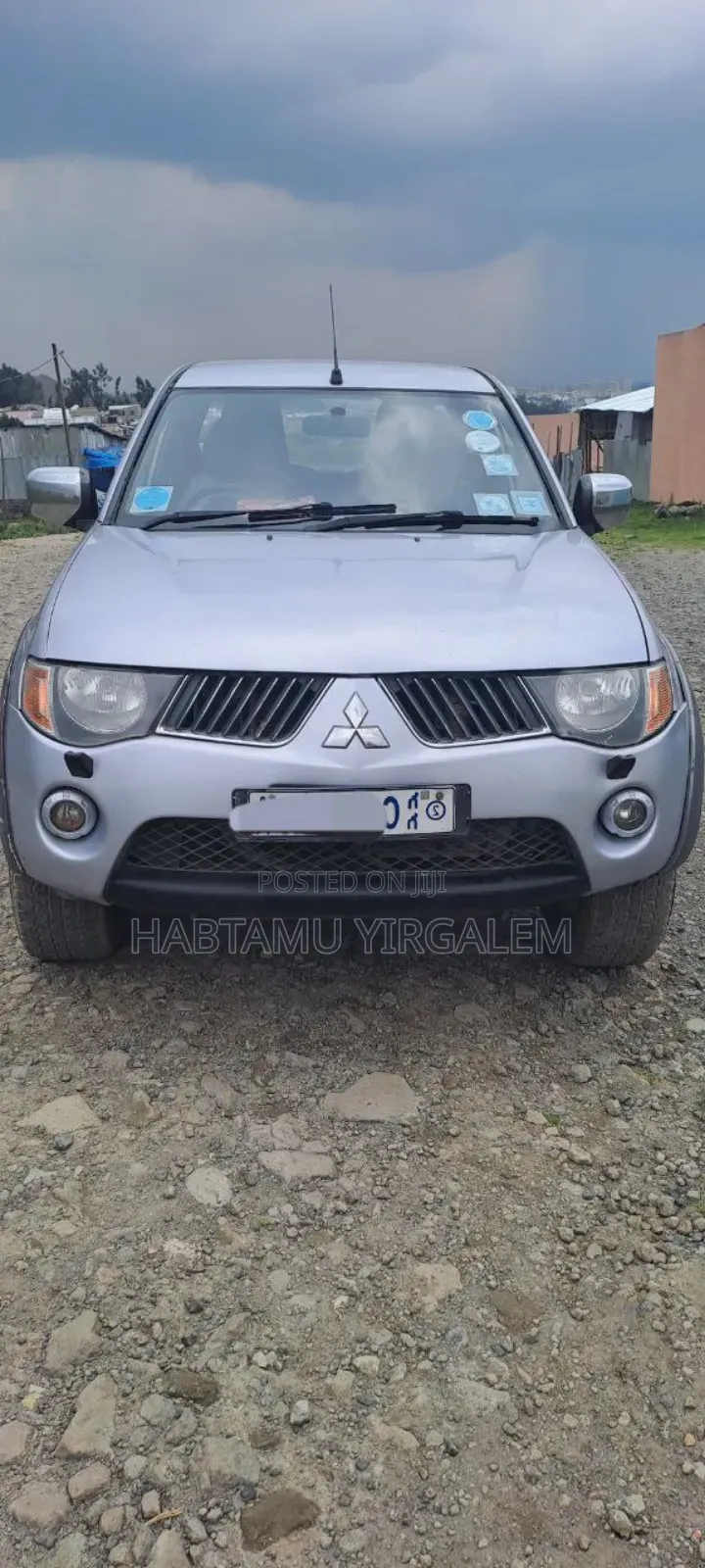Mitsubishi L200 2007 Silver