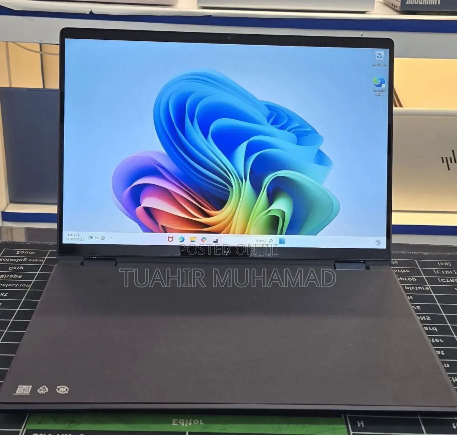 New Laptop HP OmniBook 5 16" 16GB Intel Core Ultra 7 SSD 1T