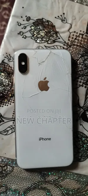 Apple iPhone X 64 GB White