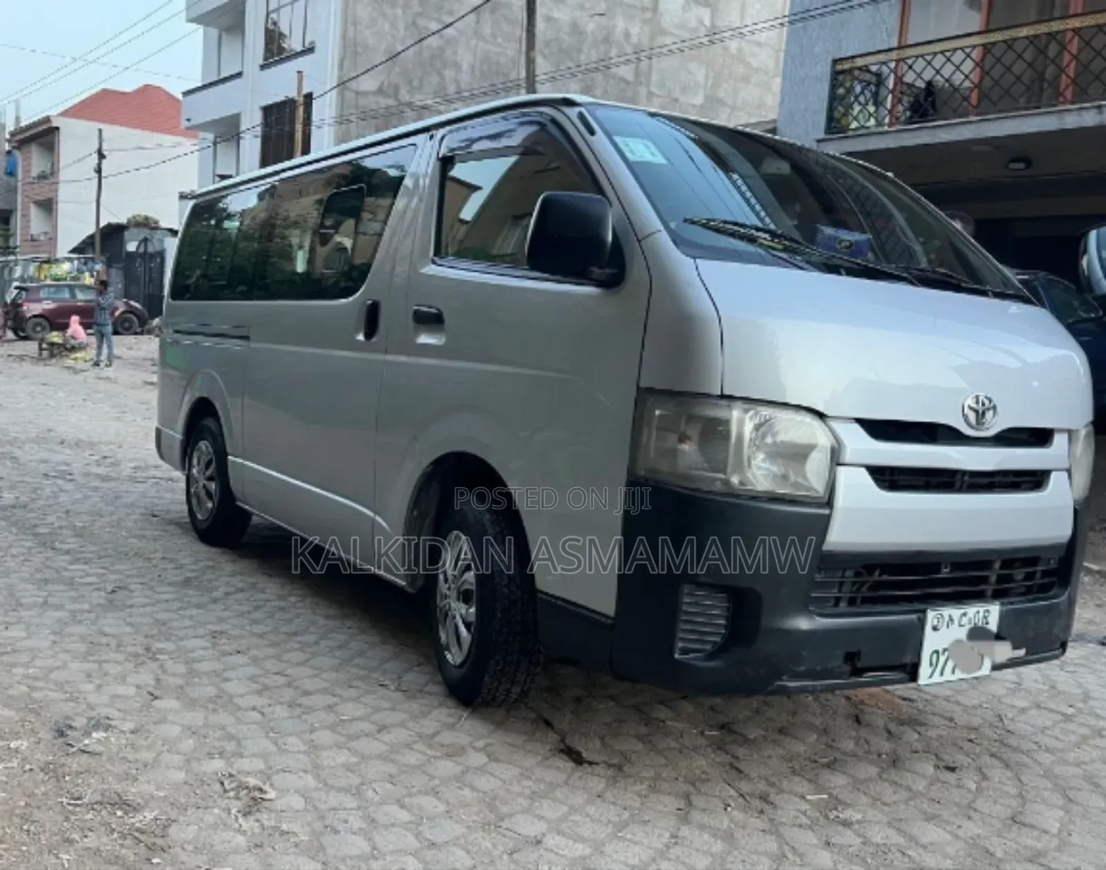 Toyota HiAce 2018 White