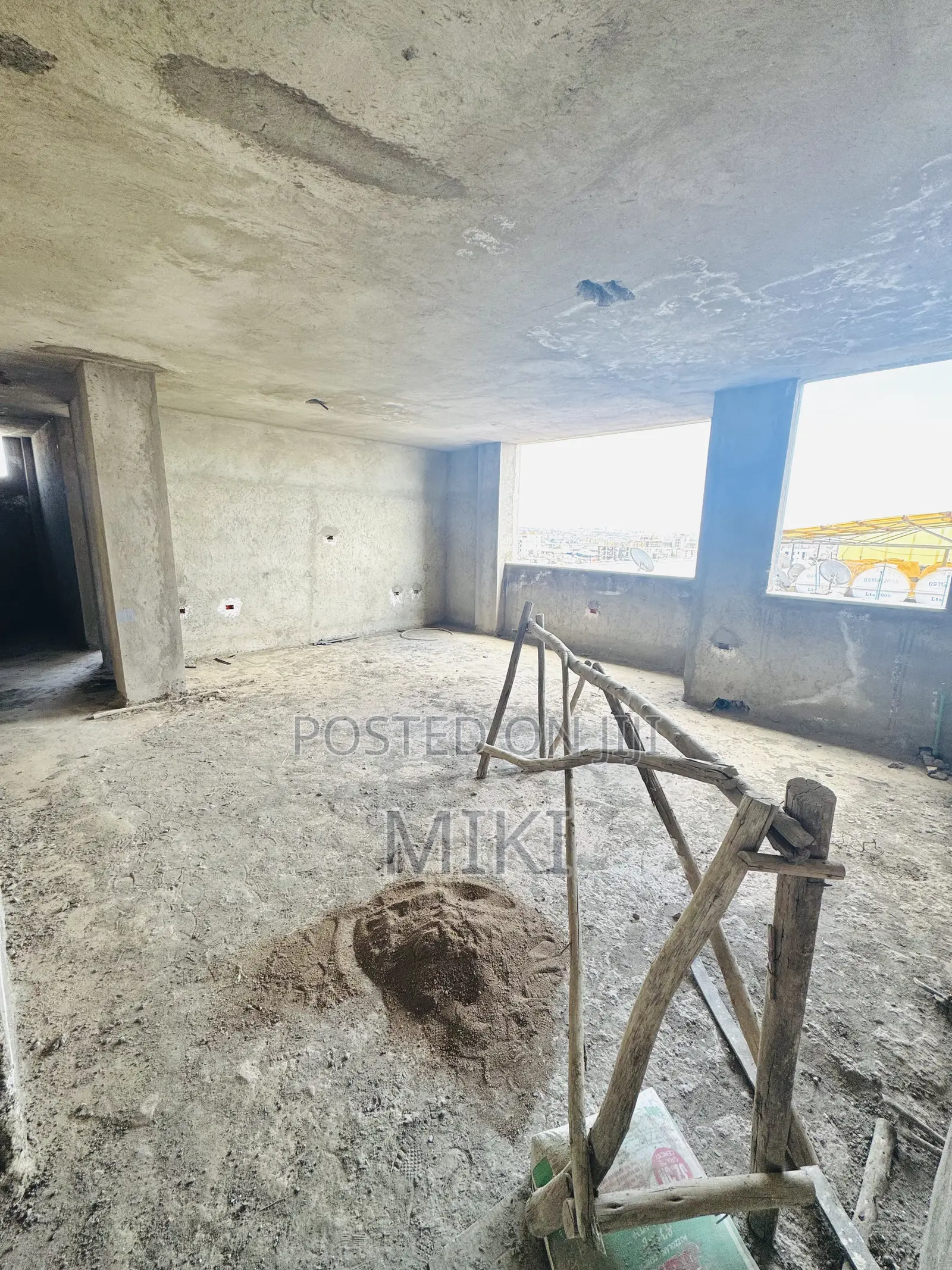 3 Bedroom Apartment For Sale