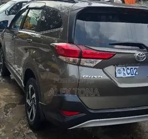 Toyota Rush 2023 Gray