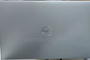 New Laptop Dell Precision 5540 16GB Intel Core I7 SSD 1T