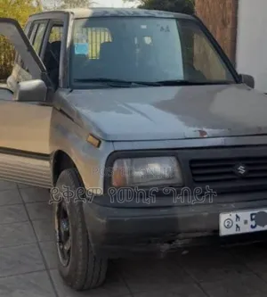 Suzuki Vitara 1992 Gray