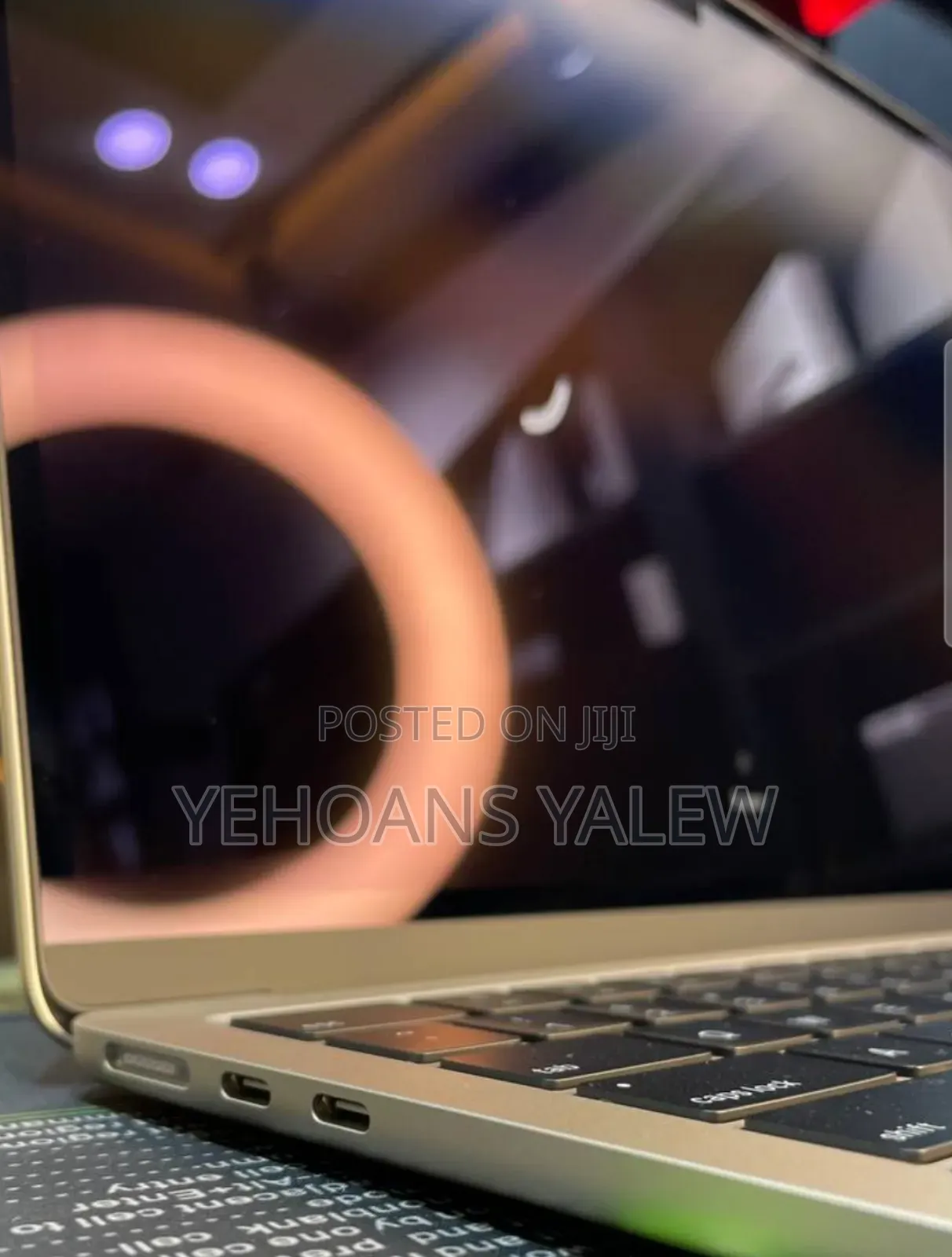 New Laptop Apple MacBook Air 2024 M3 13-Inch 8GB Apple M3 SSD 256GB