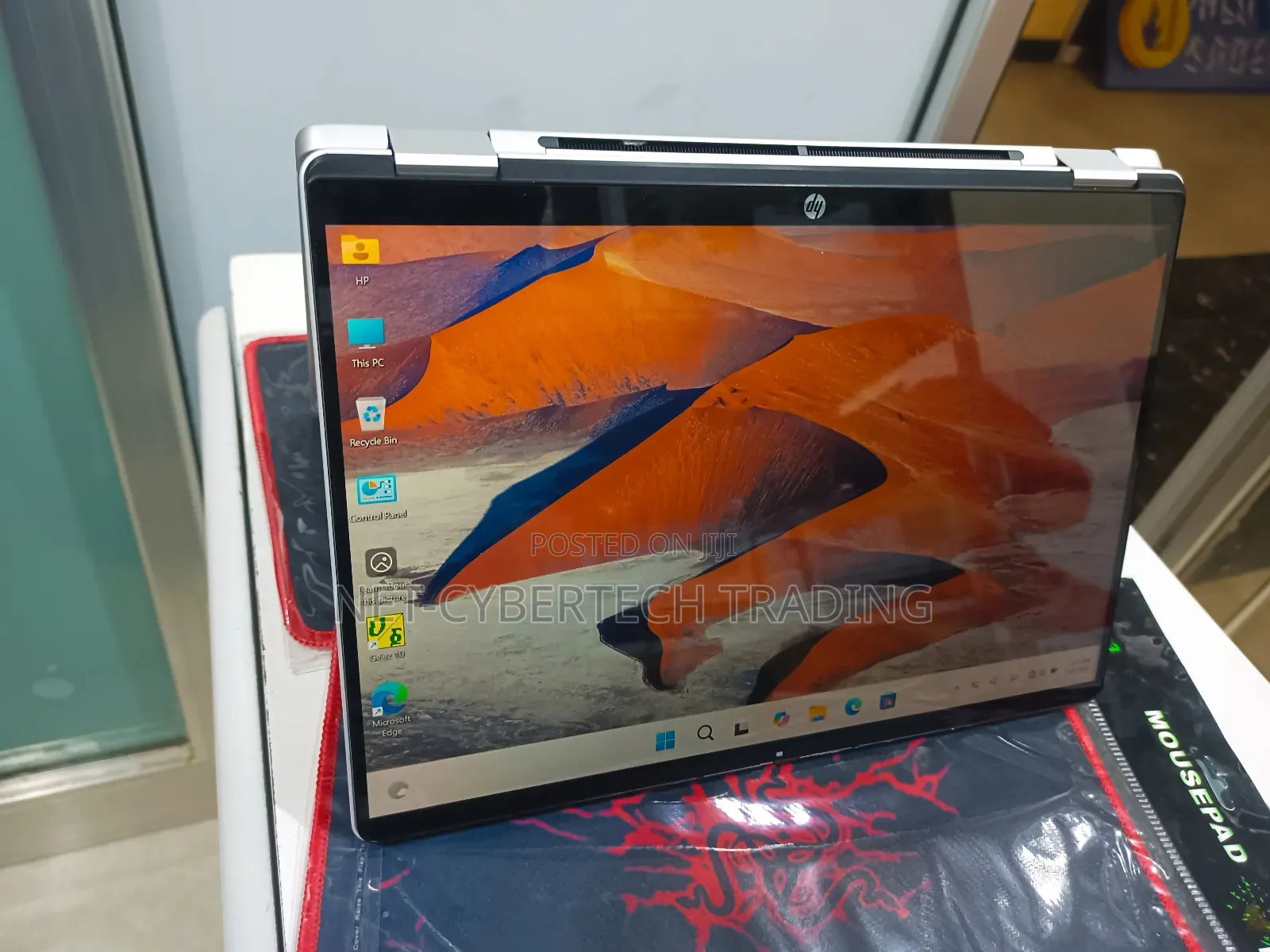 New Laptop HP OmniBook 5 Flip 8GB Intel Core 5 SSD 512GB