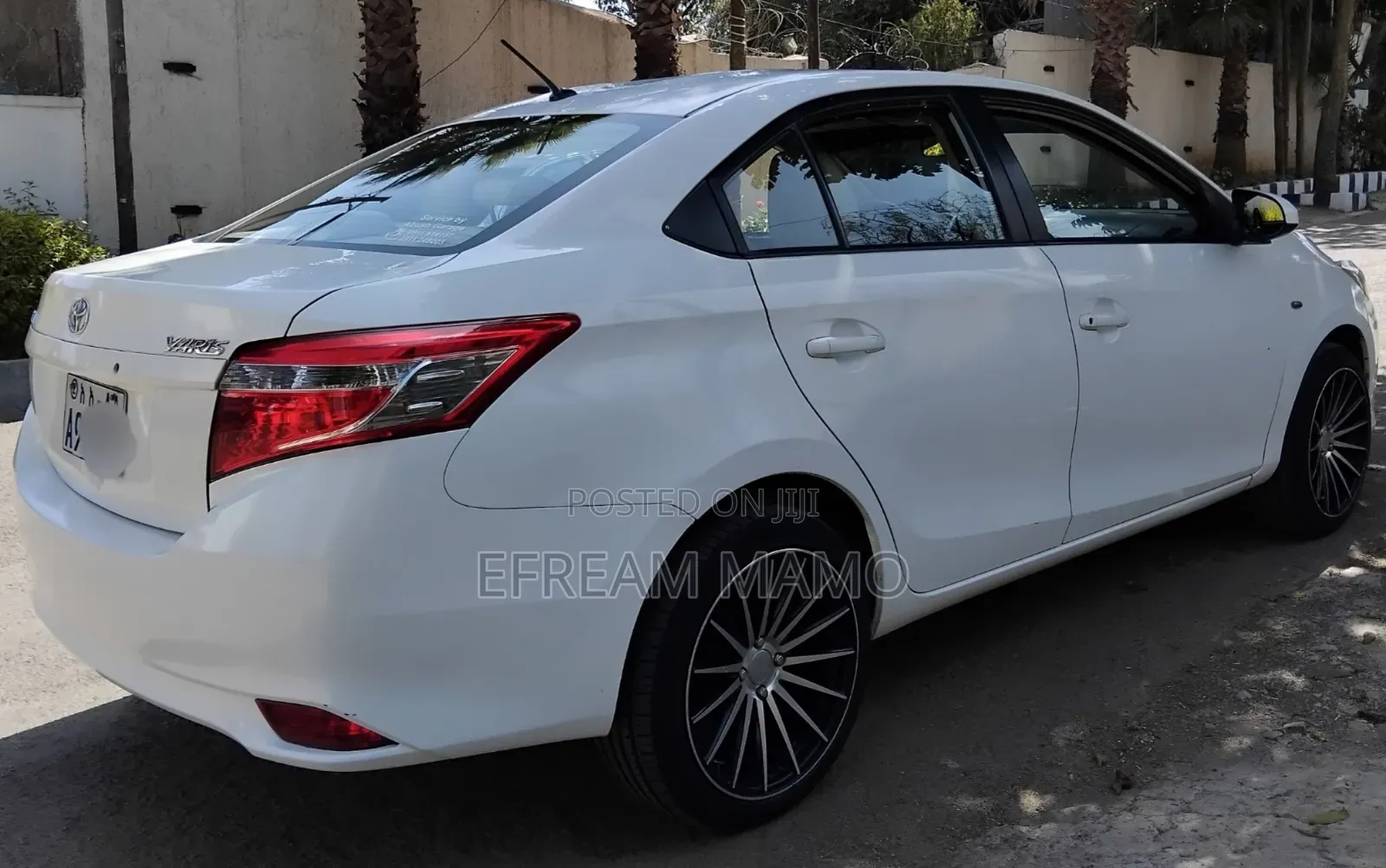 Toyota Yaris 2013 White