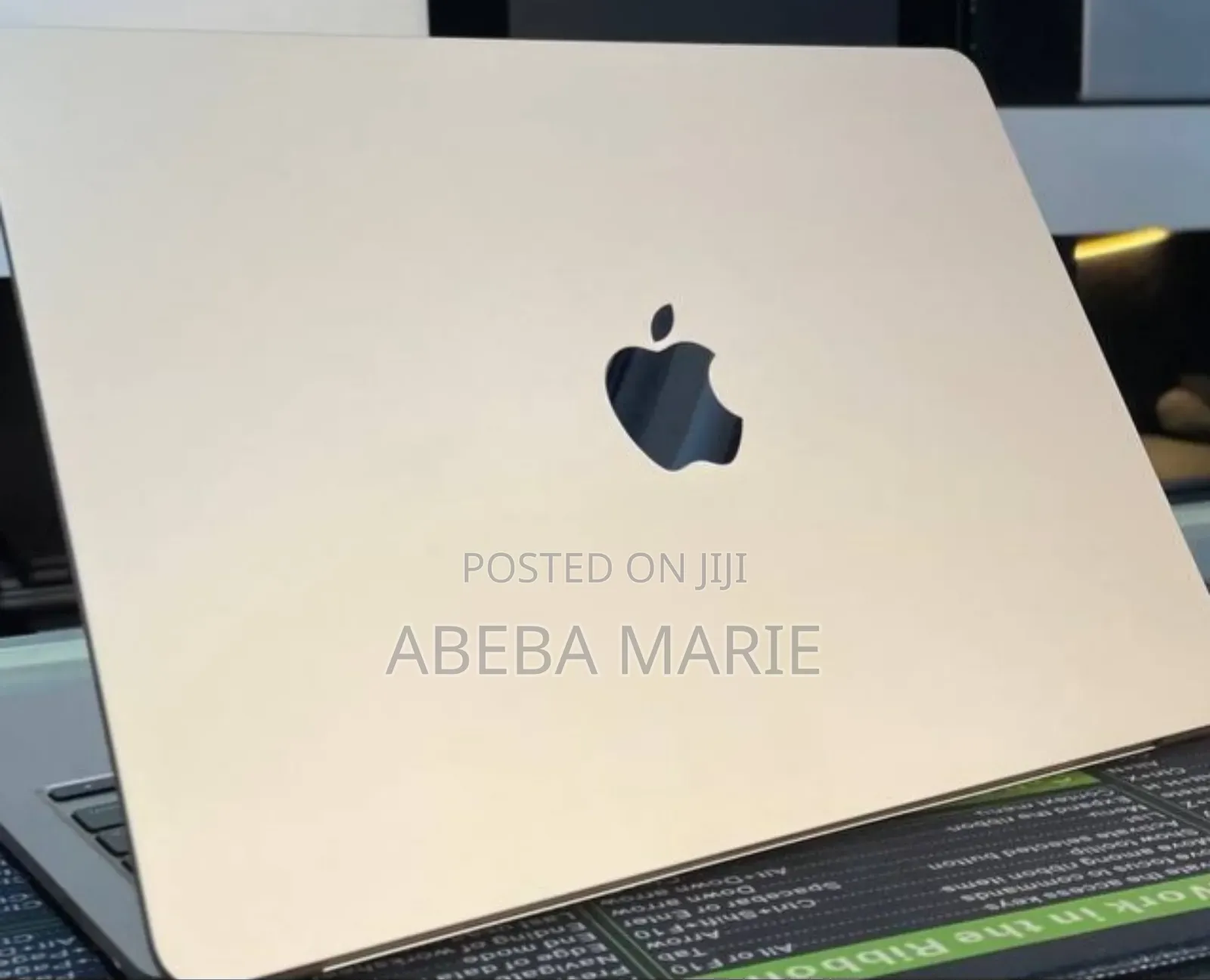 New Laptop Apple MacBook Air 2024 M3 13-Inch 8GB Apple M3 SSD 256GB