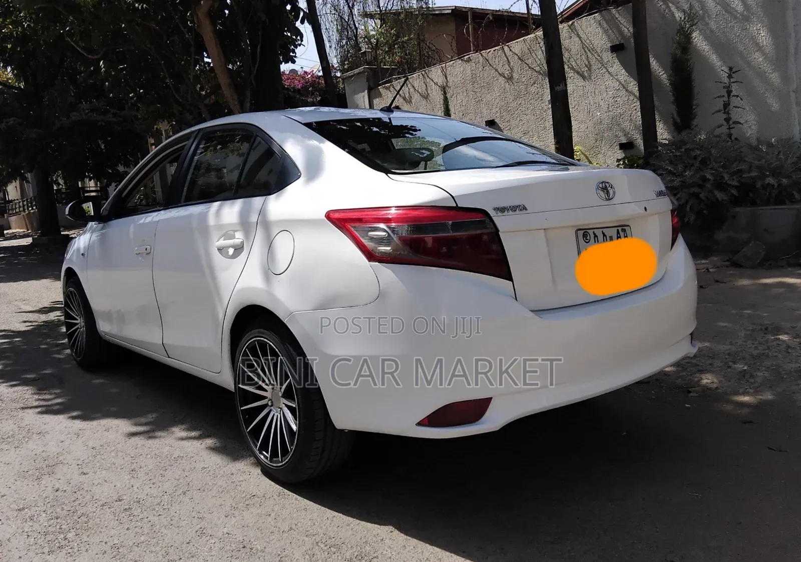 Toyota Yaris 2013 White