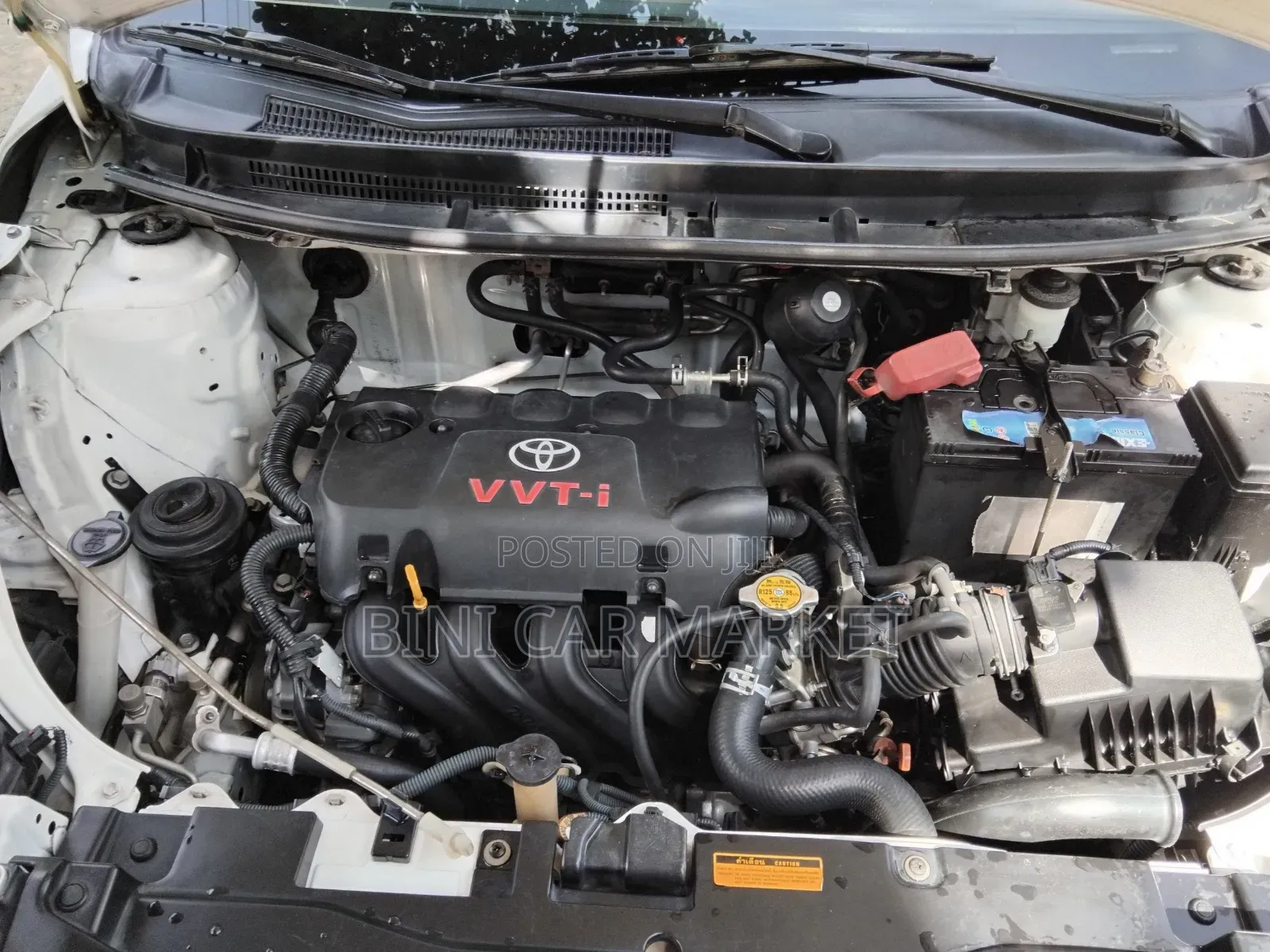 Toyota Yaris 2013 White