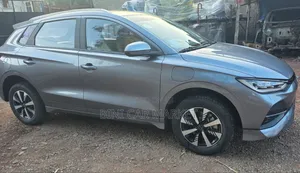 BYD E2 43 kWh 94 hp FWD 2024 Gray