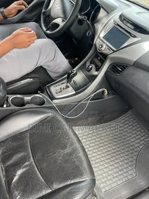 Hyundai Avante 2014 Gray