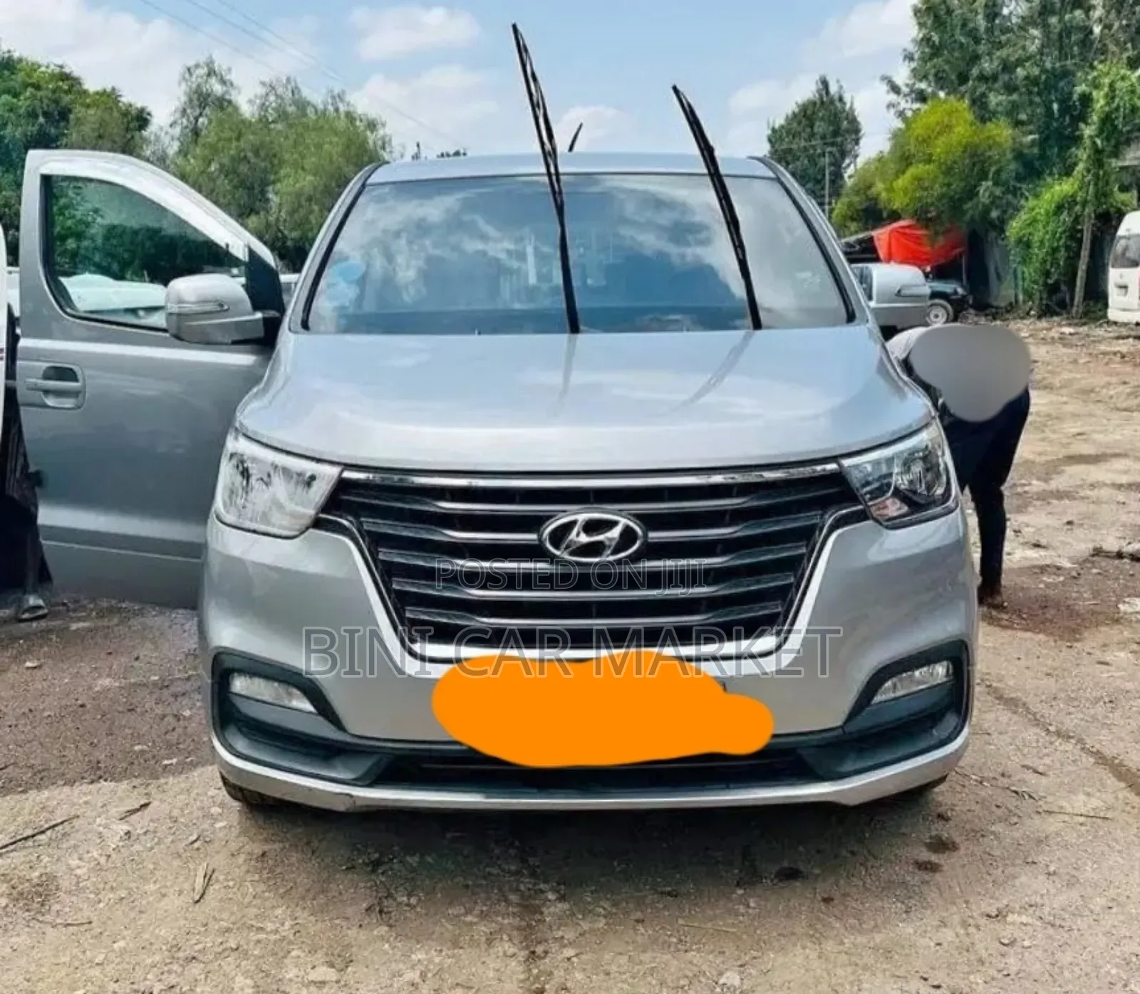 Hyundai Starex 2021 Silver