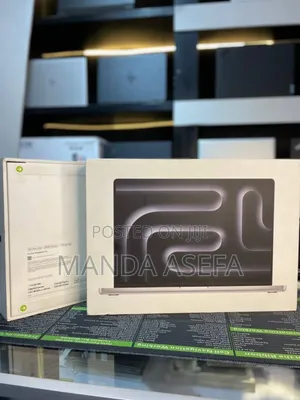 New Laptop Apple MacBook Pro 36GB Apple M4 Max SSD 1T